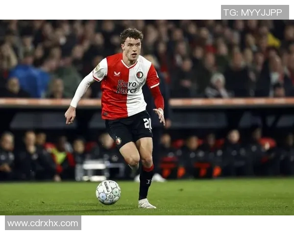 德里赫特:欧洲杯最佳后卫之一,崭露锋芒的荷兰天才